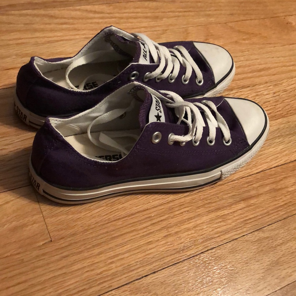 Converse - Picture 2 of 2